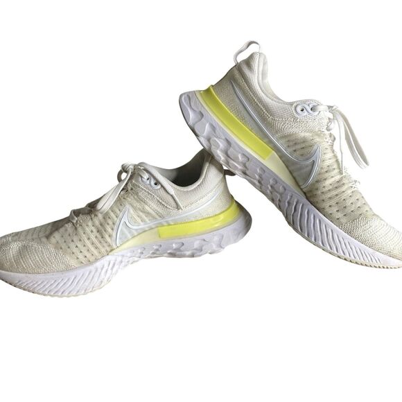 Nike React Infinity Womens 9 Platinum Yellow‎ Run Athletic Athleisure CT2423-100 - Picture 3 of 12